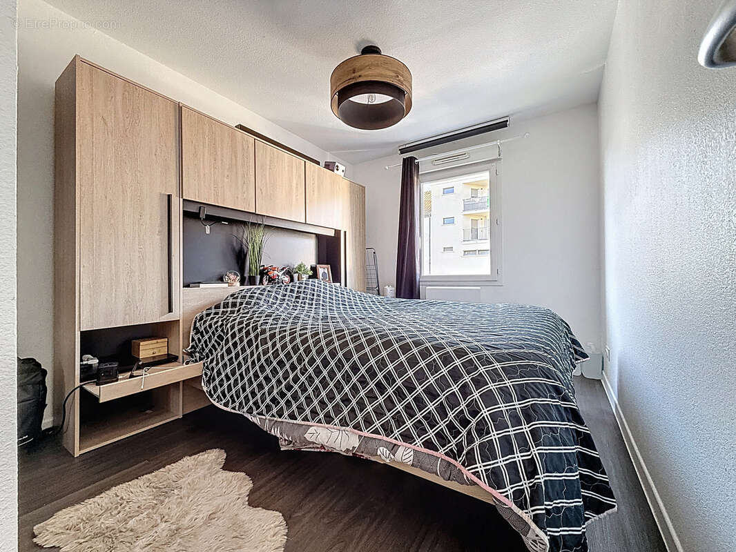 Appartement à SAINT-GENIS-POUILLY