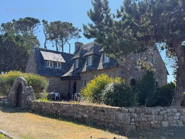 Maison à TREGASTEL
