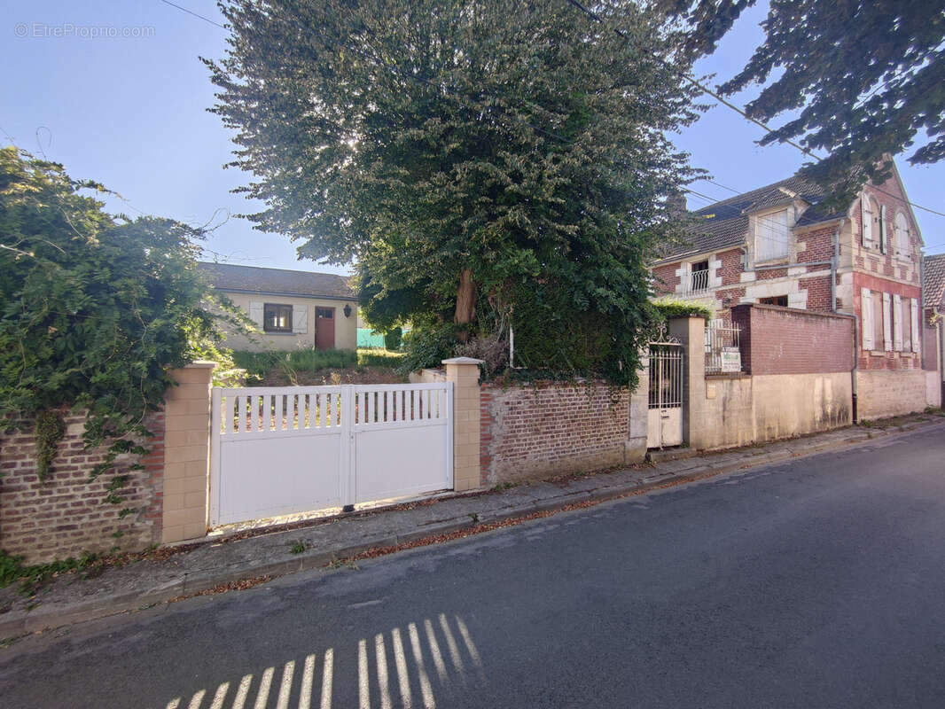 Maison à SAINTE-GENEVIEVE