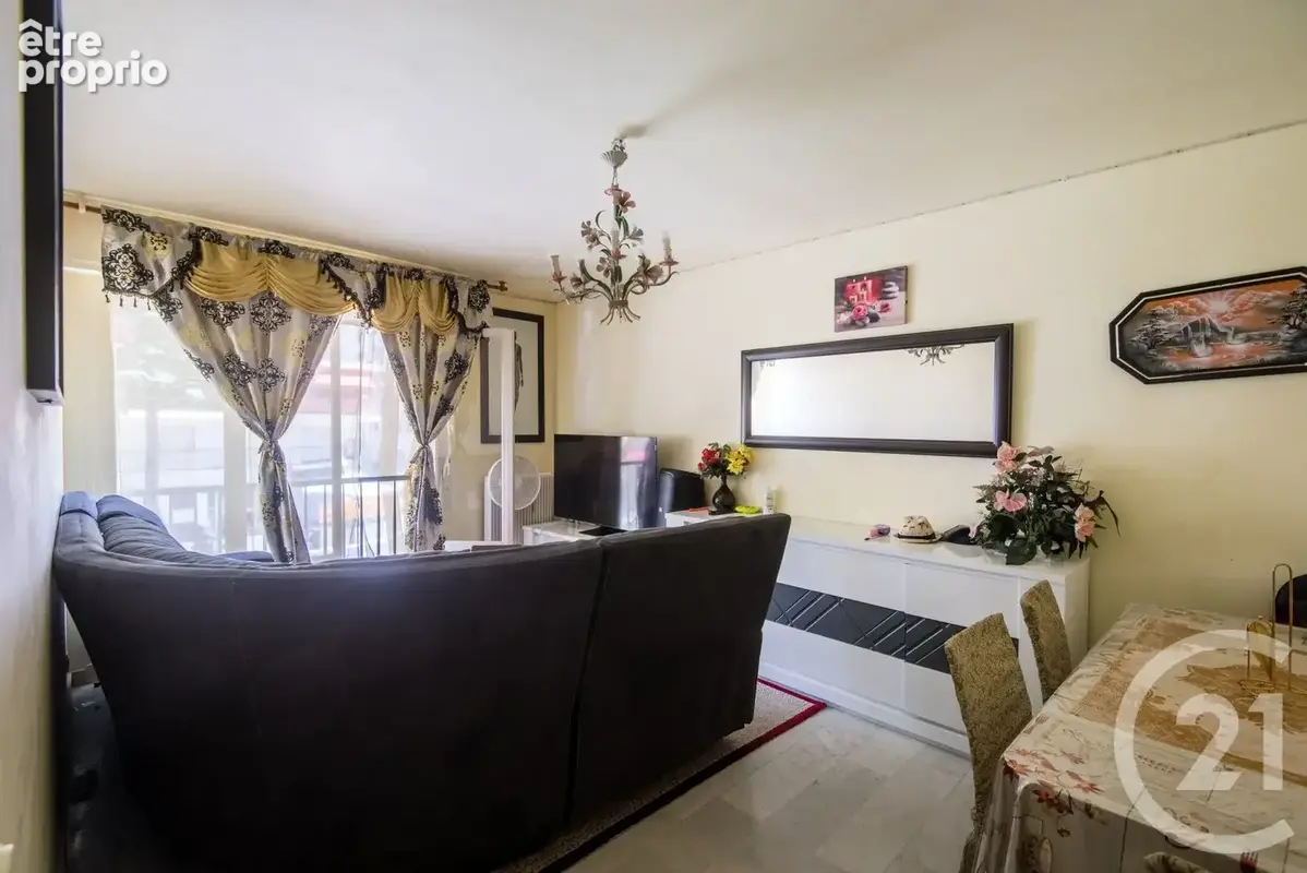 Appartement 2 pièces 43 m² à vendre à Nice (06300) - photo 2