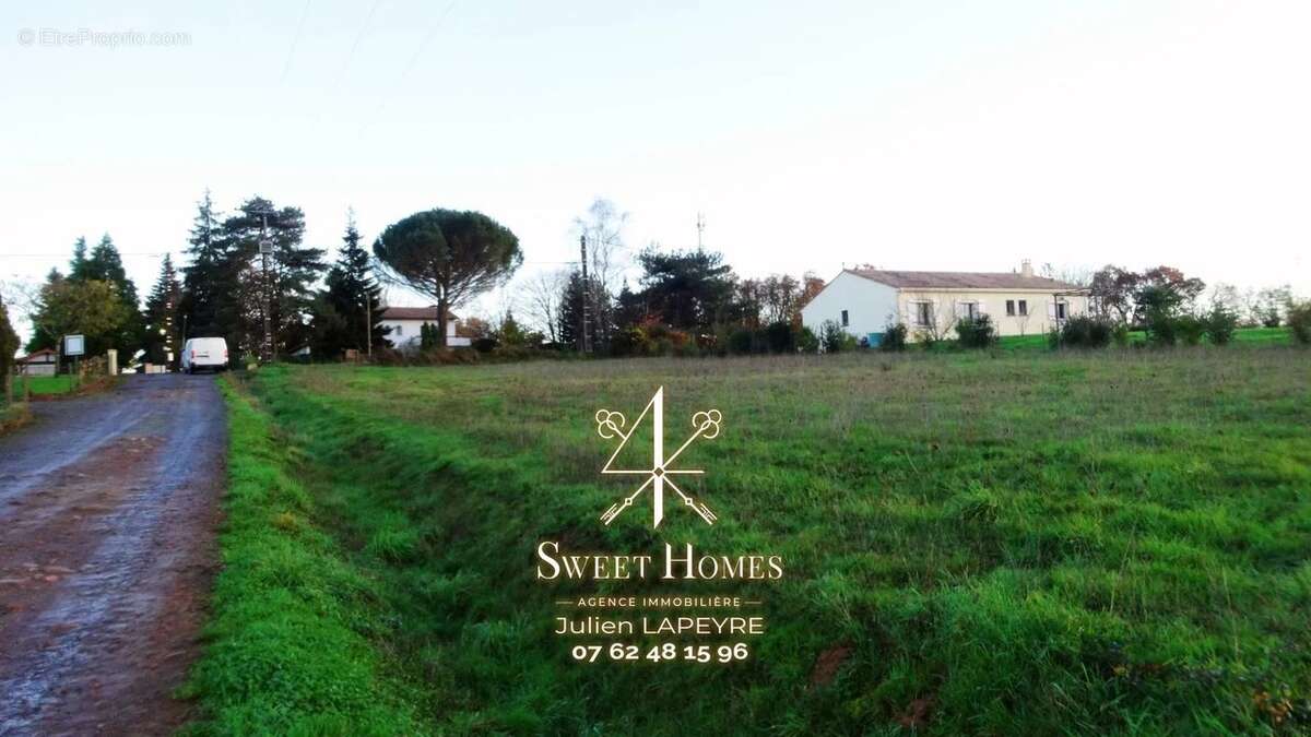 Terrain à CHABANAIS