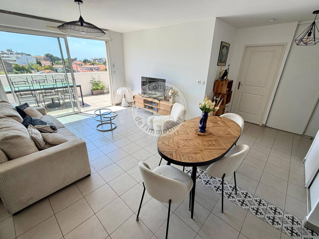 Appartement à MARSEILLE-9E