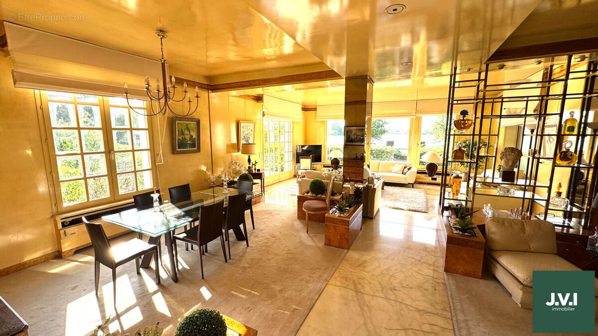 A vendre Maison Enghien lac propriété 240 m² utile 340 m² - photo 8