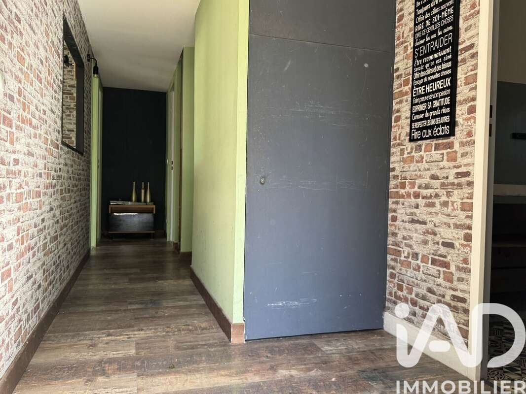 Maison 70 m² à Logron  - photo 2