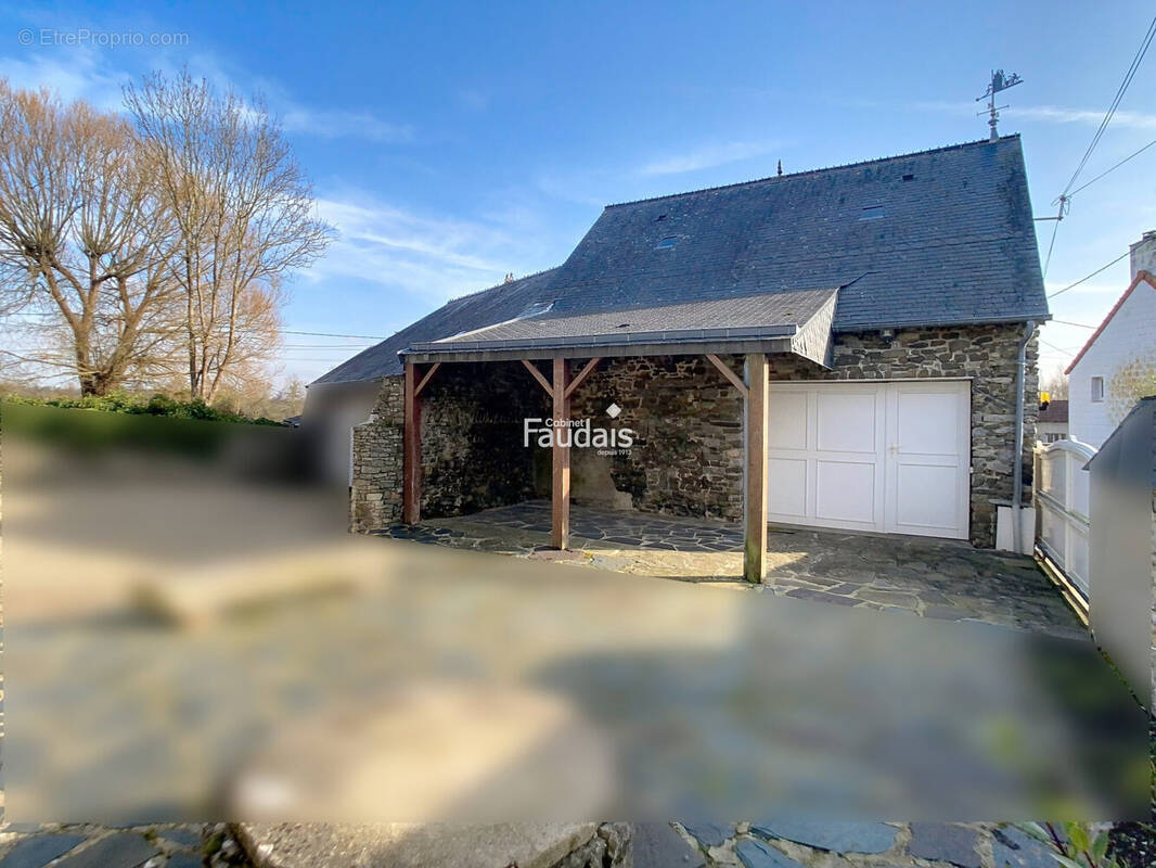 Parking à PORTBAIL