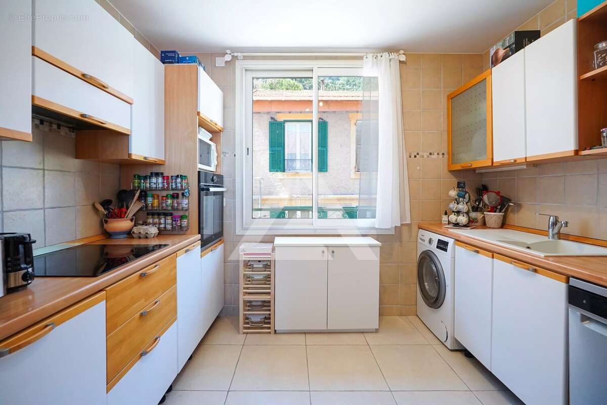 Appartement à CAP-D'AIL