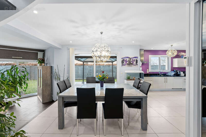 Maison à vendre 7 pièces SEGNY (01) - photo 4