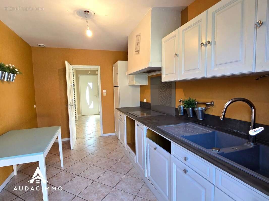 Maison à DOMEVRE-EN-HAYE