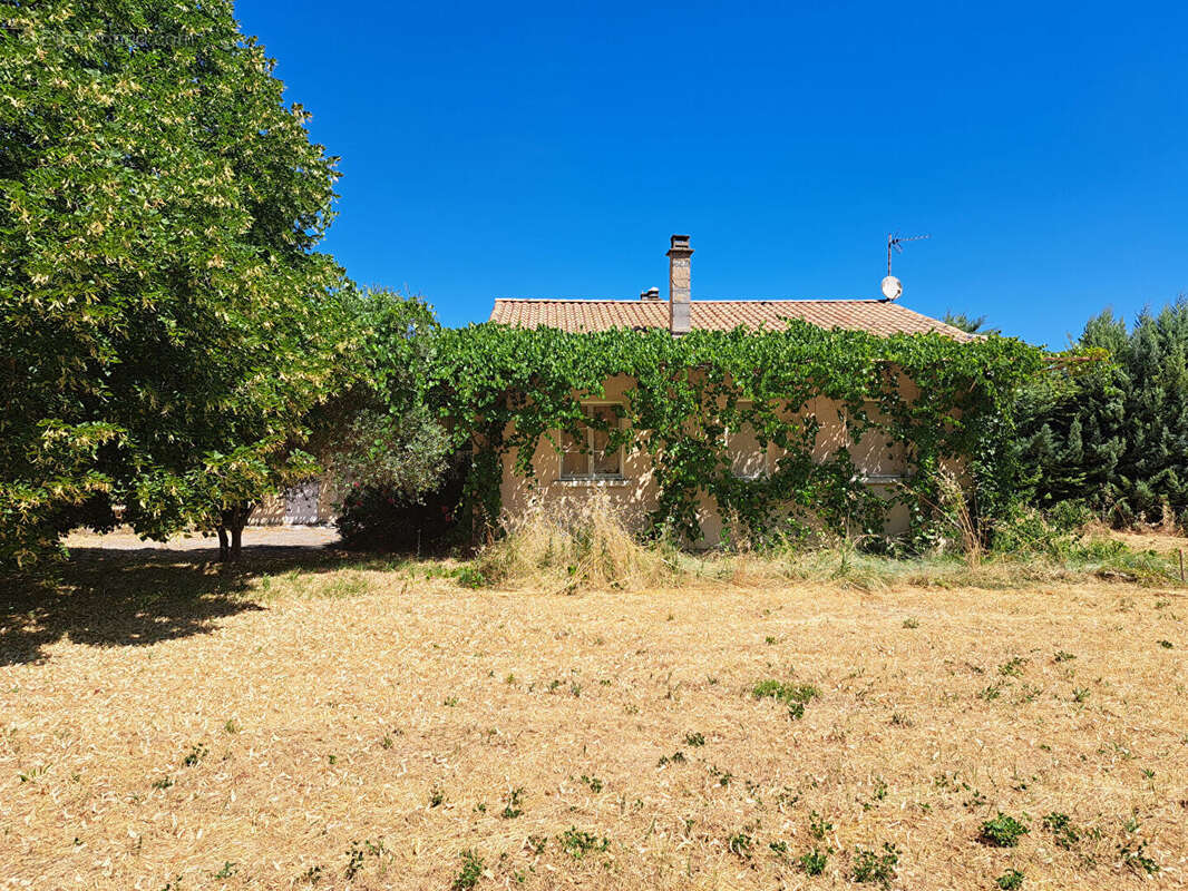 Maison à MALAUCENE