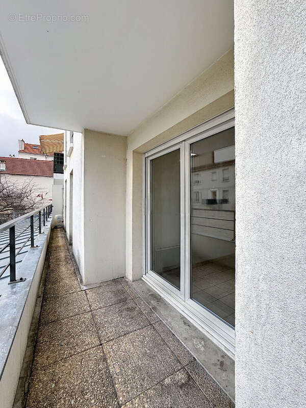 Appartement à AUBERVILLIERS