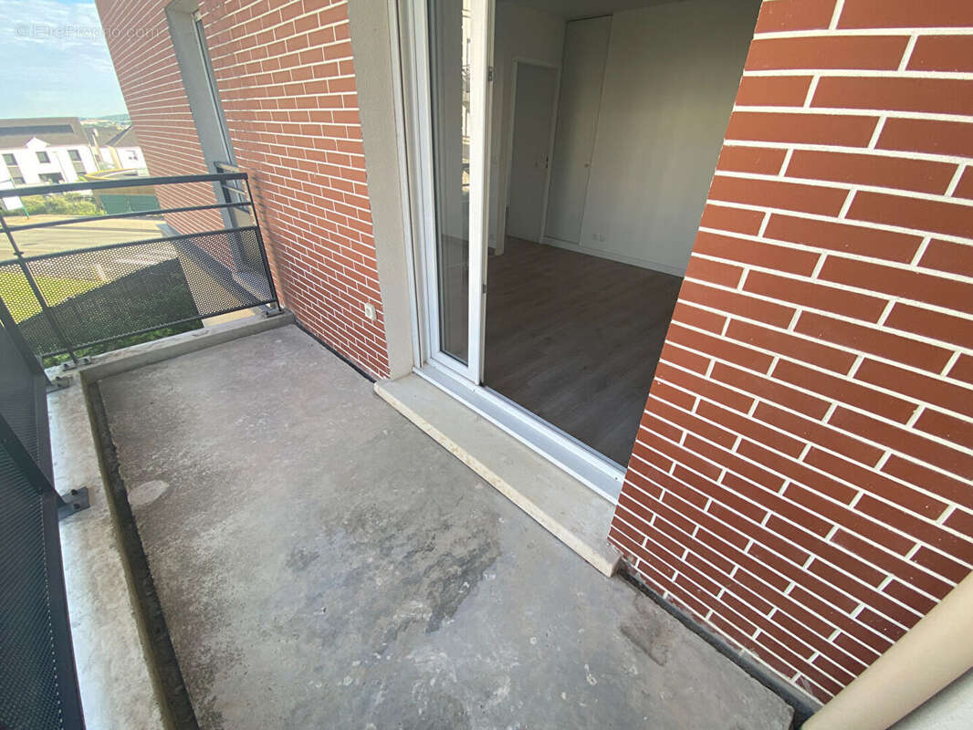 Appartement à NANTEUIL-LES-MEAUX