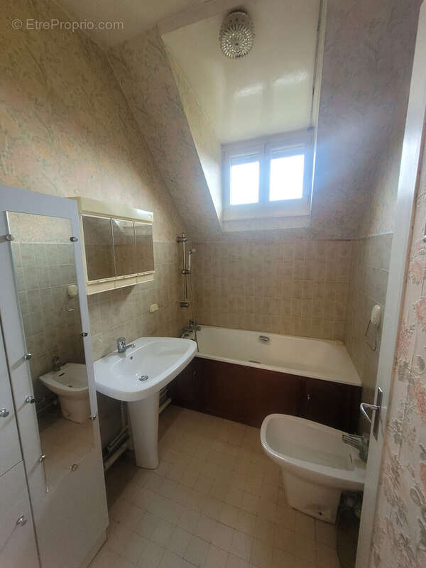 Maison à DOMLEGER-LONGVILLERS