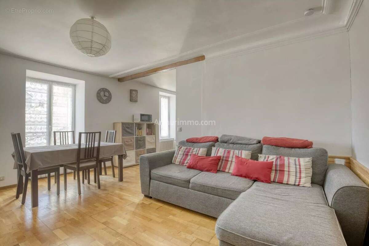 Appartement à DAMPMART