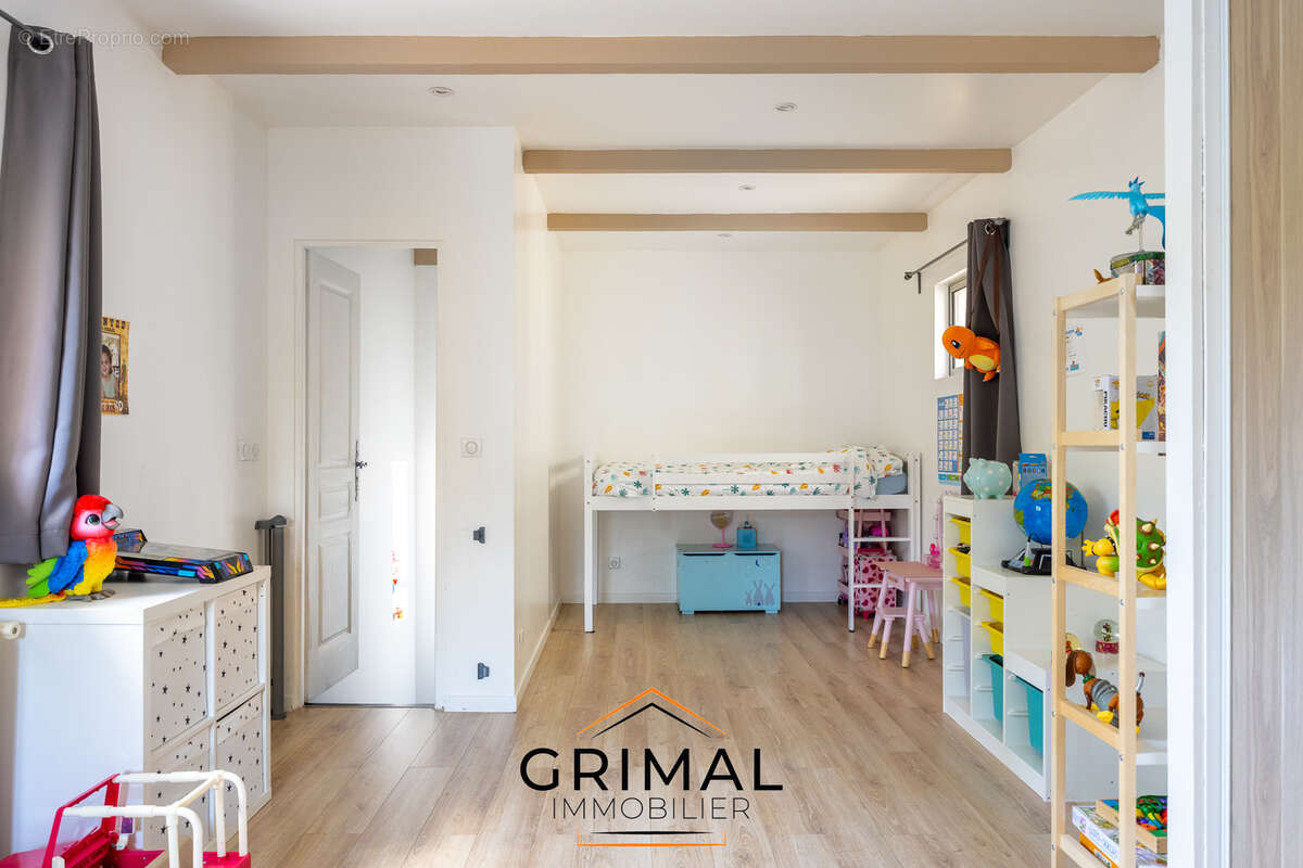 Appartement à MARSEILLE-11E