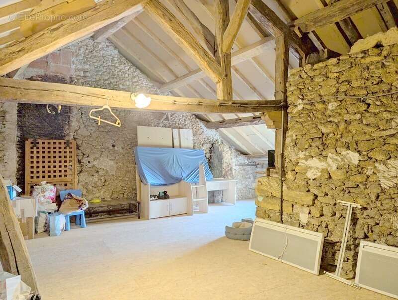 Maison à CHAUMES-EN-BRIE