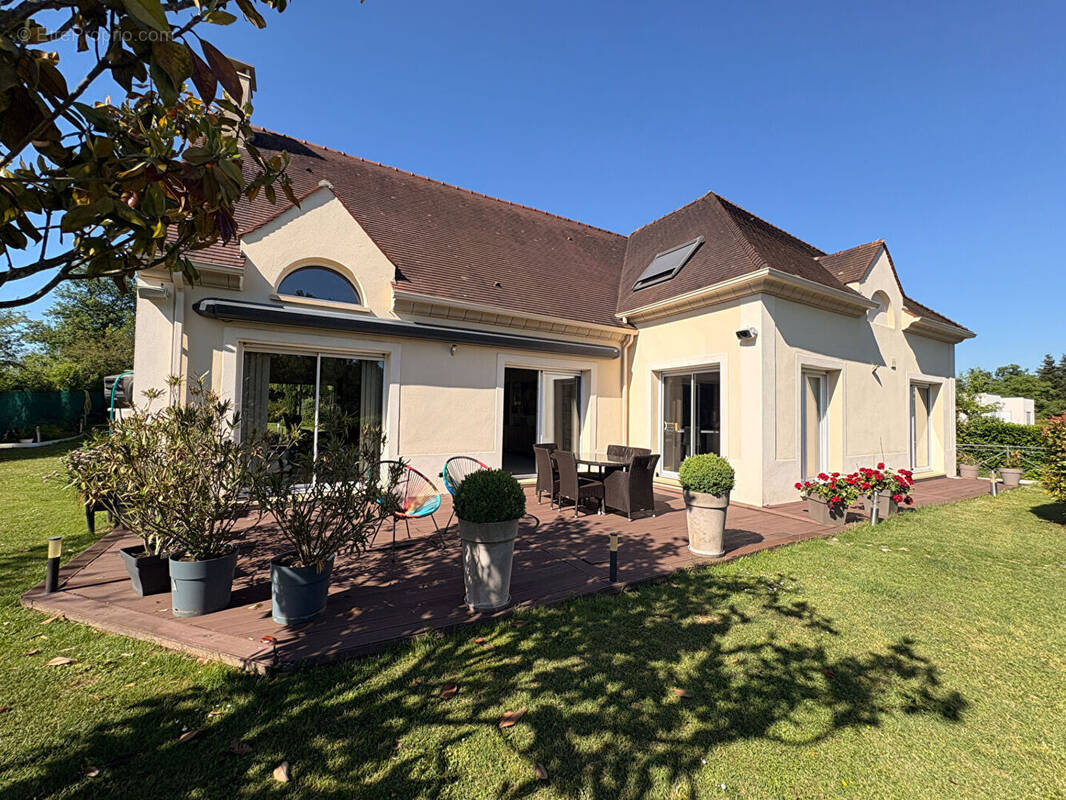 Maison à GREZ-SUR-LOING