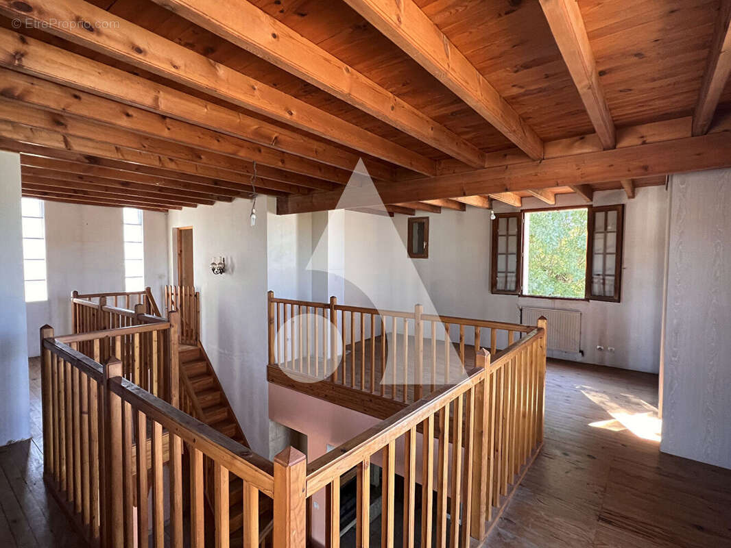 Maison au coeur de Coutras - photo 9