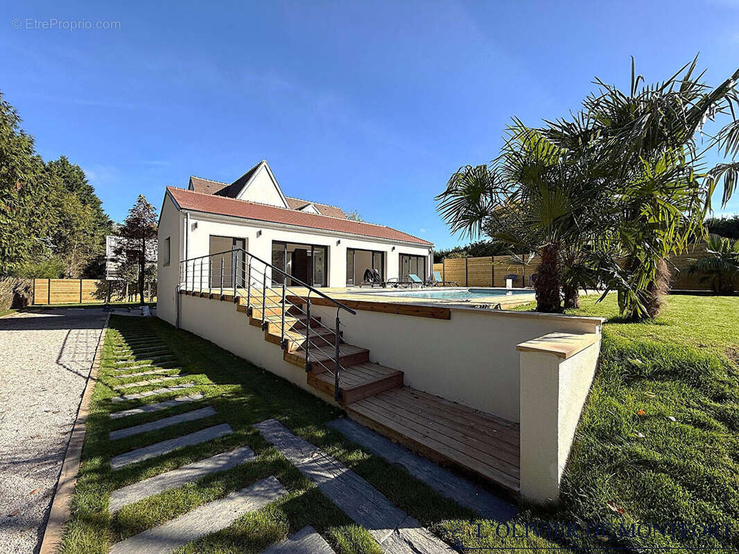 Maison à MONTFORT-L&#039;AMAURY