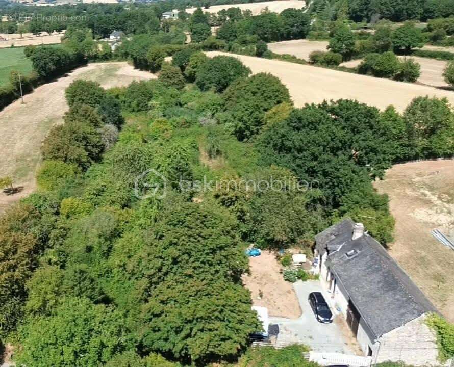 Maison en pierre de 83 m2 avec 5380 de terrain - photo 2