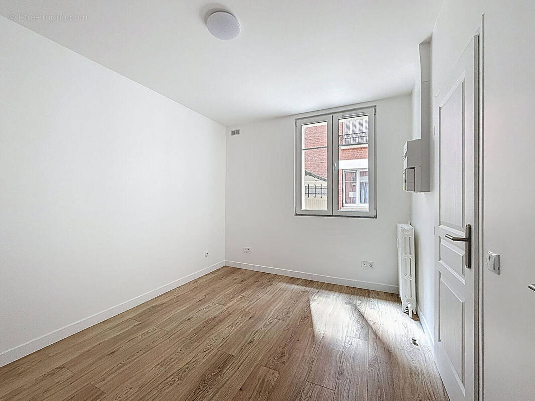 Appartement à CLICHY