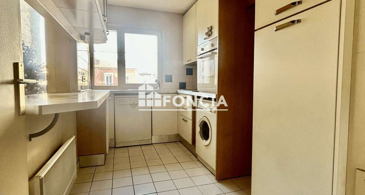 Appartement à ASNIERES-SUR-SEINE