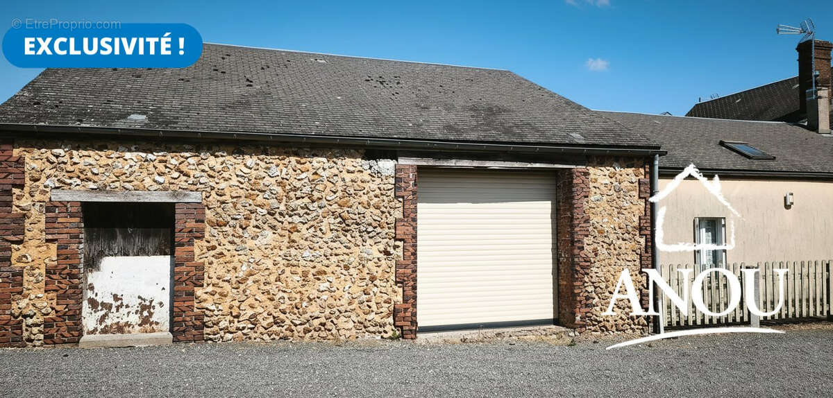 Maison à LA BAZOCHE-GOUET