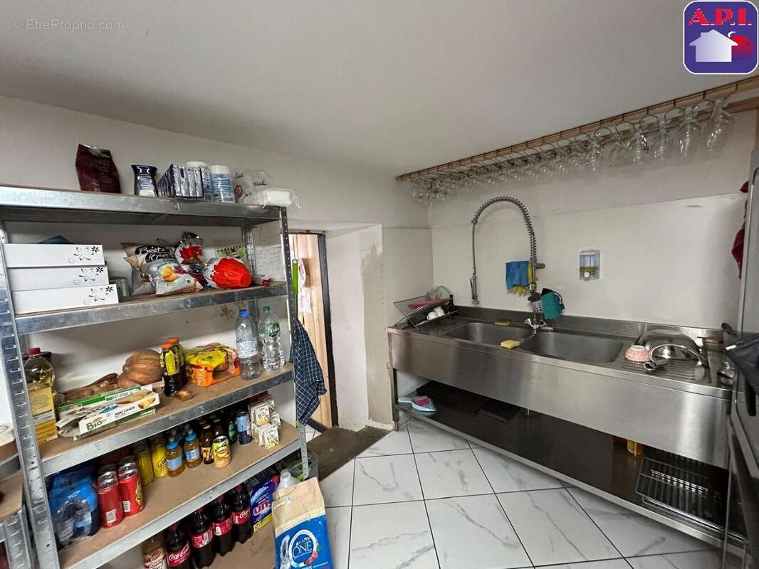 Commerce 55 m² à Castelnau-Durban  - photo 5