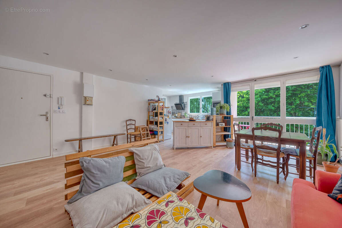 Appartement T3 - Longs Champs - photo 2