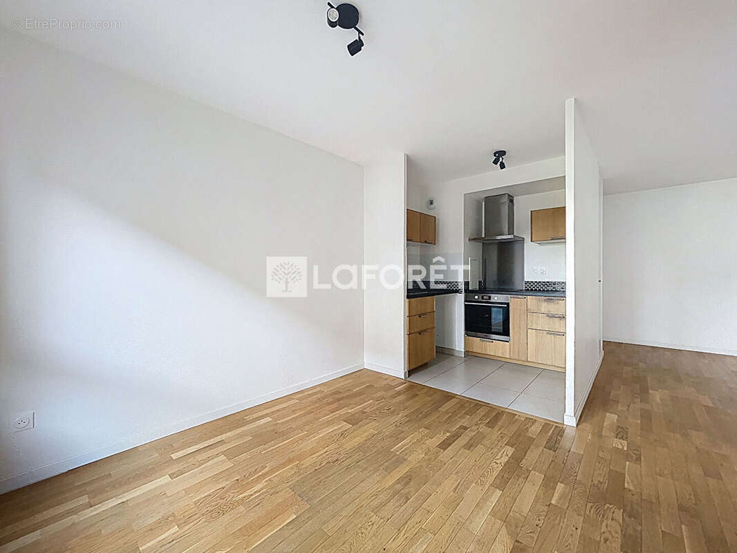 Appartement à LIEUSAINT