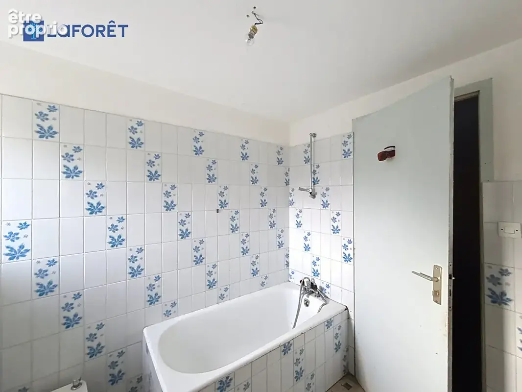 Maison Reguiny 4 pièce(s) 101 m2 - photo 8