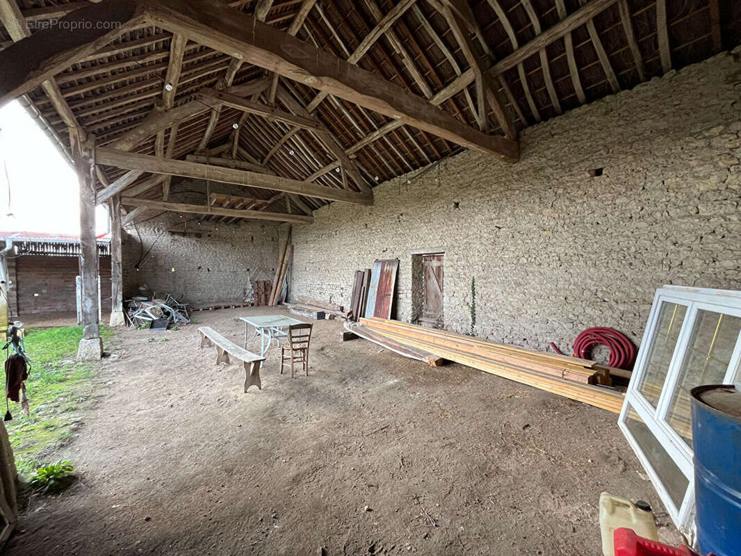 Maison à NANCRAY-SUR-RIMARDE