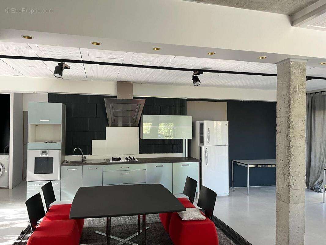 Maison à GRATENTOUR