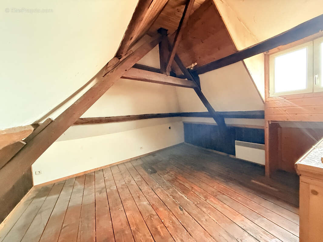 Immeuble de rapport 3 lots et hangar - photo 11
