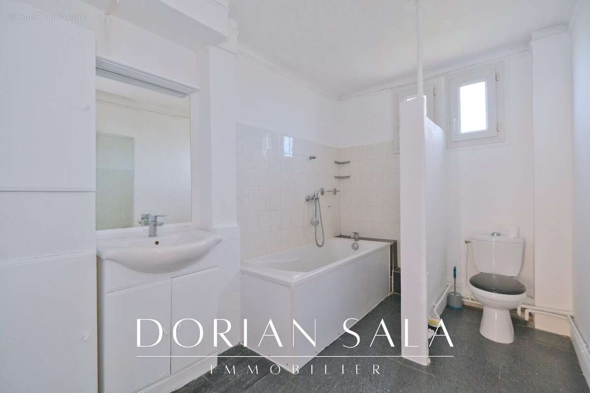 Appartement à MARSEILLE-15E