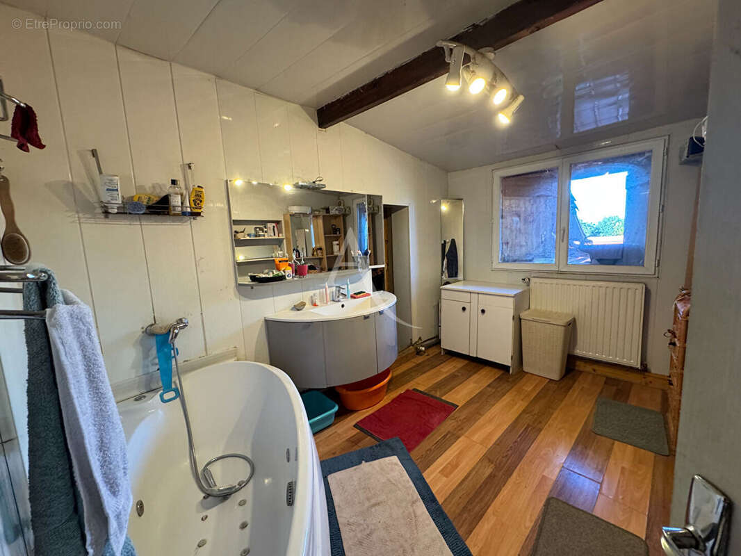 Maison à LABASTIDE-DE-LEVIS