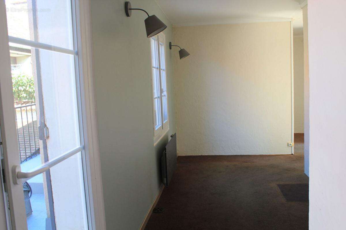 Maison à CERNAY-LA-VILLE