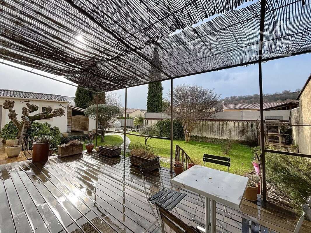 Maison à MALEMORT-DU-COMTAT