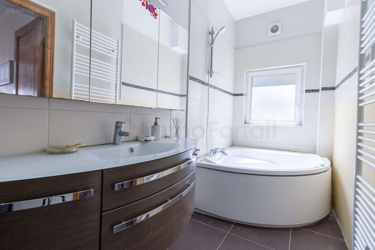 Appartement 75 m² à Vitry-Sur-Seine  - photo 3