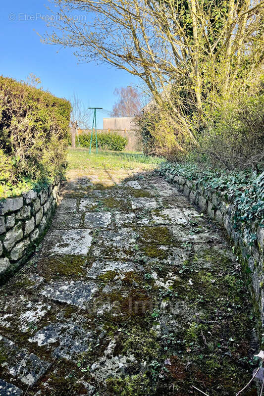 Maison à BEAUVILLIERS