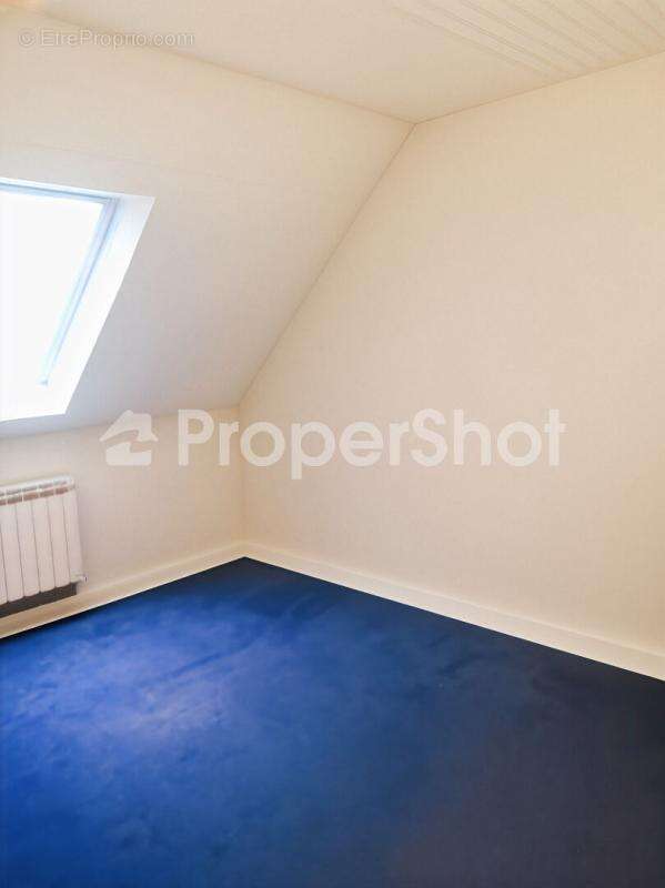 Maison à SAINT-MARTIN-LA-GARENNE