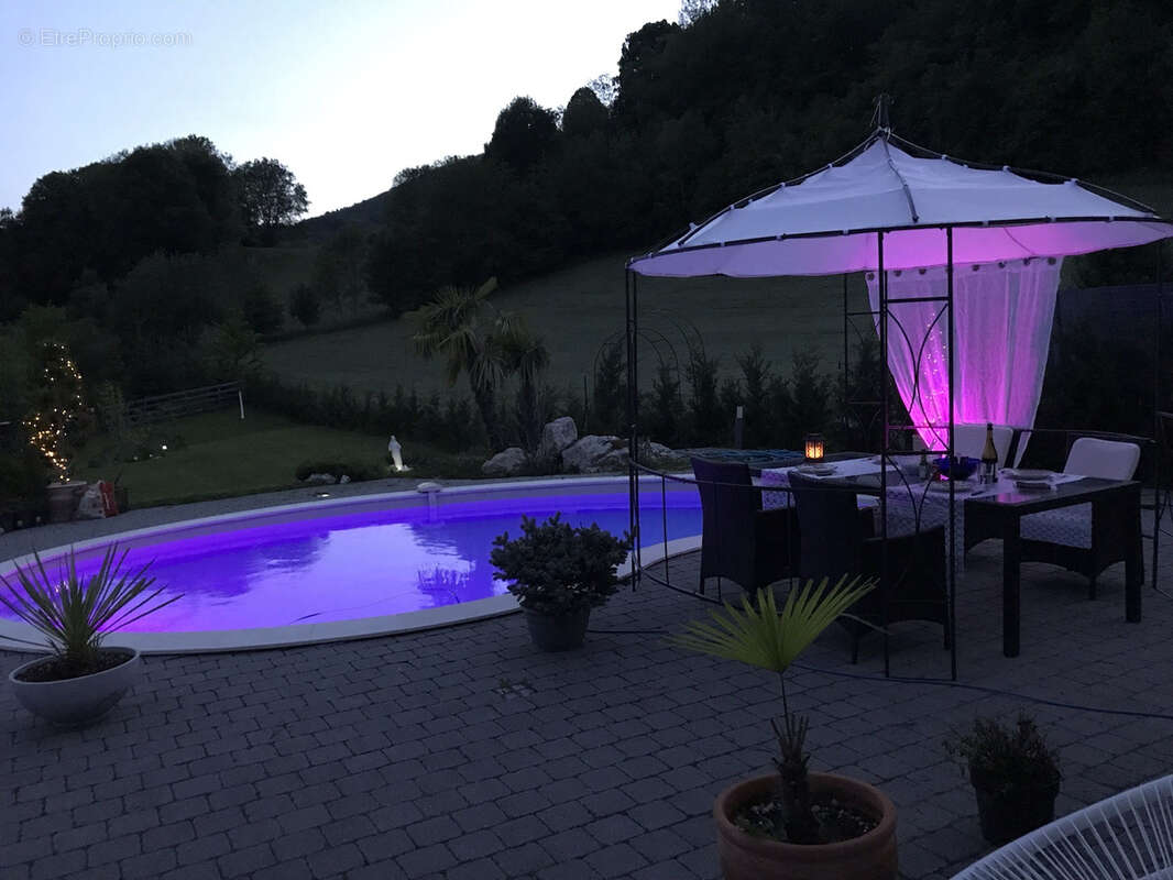 Maison d'architecte 8 pieces - 310m2 - piscine - grand terrain de 2330m2 - garage 62m2 - photo 18