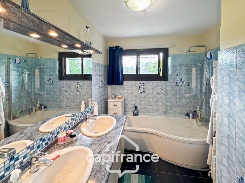 Maison à GUJAN-MESTRAS