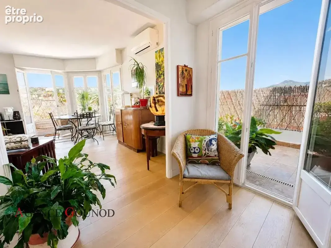 Nice – penthouse 3 p – dernier étage – terrasse 45 m² - photo 2