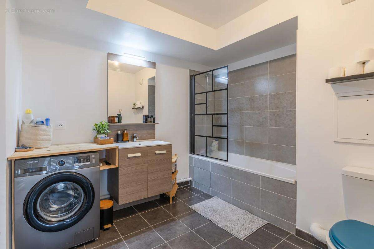 Appartement à VILLENEUVE-LE-ROI