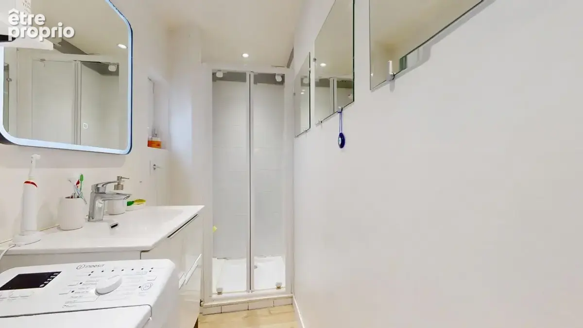 A vendre -  secteur sciences po - appartement t1 bis - photo 6