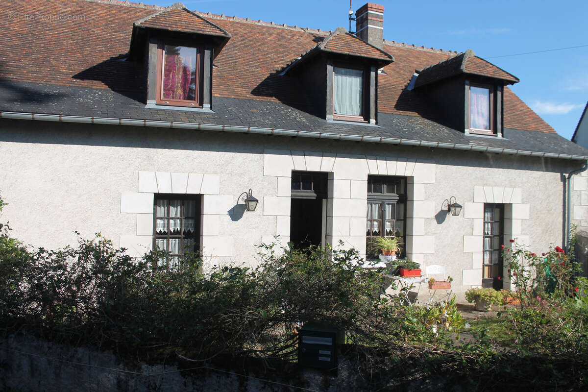 Maison à MONTLOUIS-SUR-LOIRE