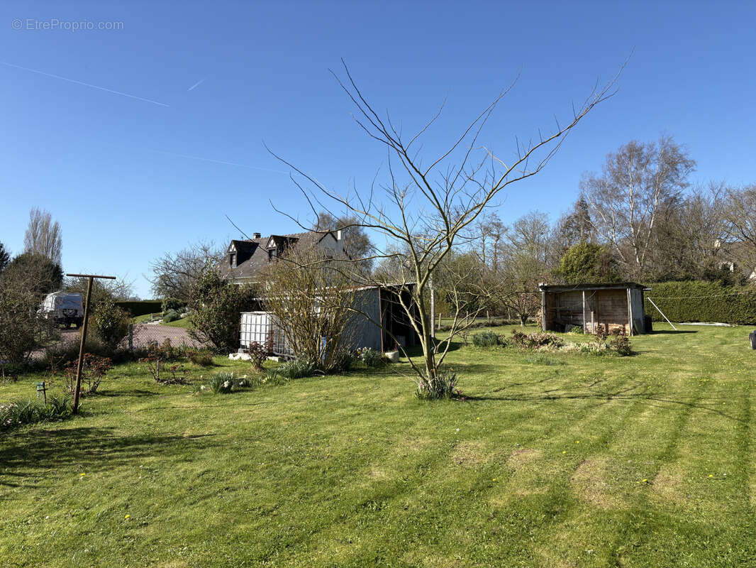 Maison à VIENNE-EN-BESSIN