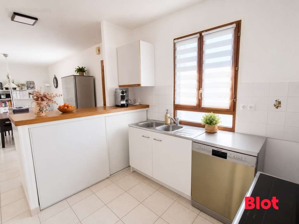 Maison 94 m² à Saint-Jouan-Des-Guerets  - photo 7