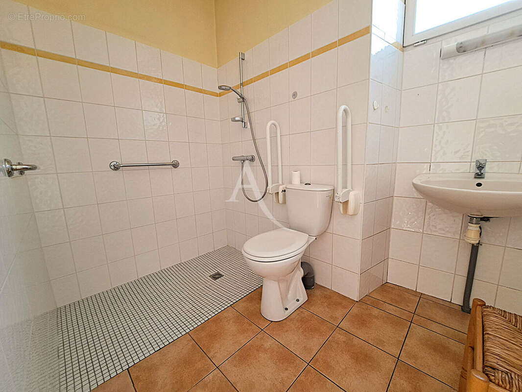 Maison à SAINT-LAURENT-SUR-SEVRE