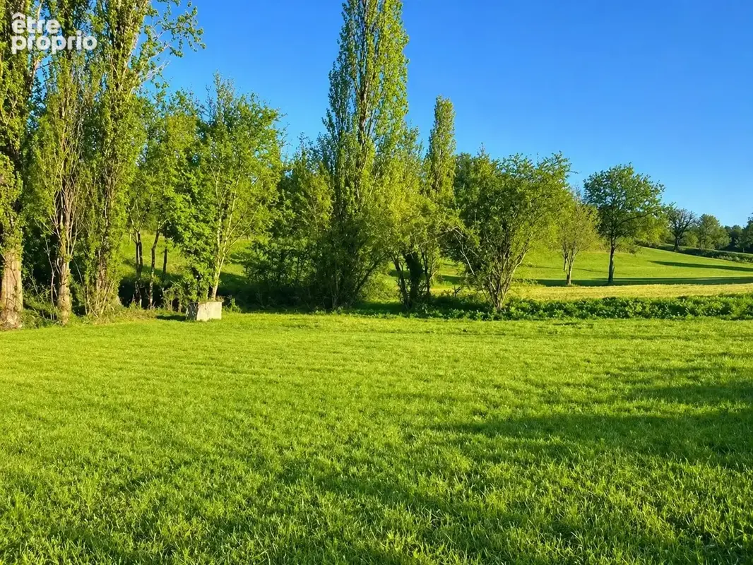 Terrain à SAINT-MARTIN-DE-RIBERAC